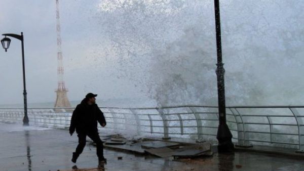 High waves
