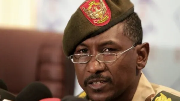 الناطق باسم الجيش السوداني العقيد الصوارمي خالد سعد في الخرطوم
