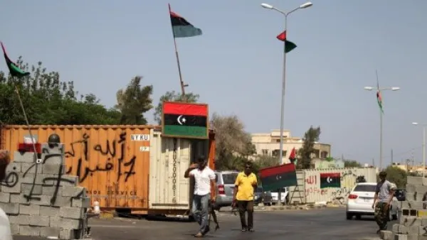 ثوار ليبيون في شوارع طرابلس 
