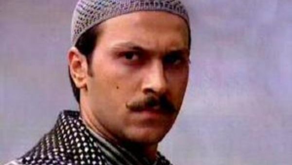 Son of the late Subhi al Rifai, Wael Sharaf, mourns dead father