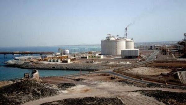 Yemen and the UK have held talks on the future of the Aden refinery 