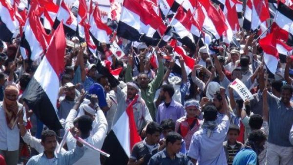 الاف المحتجين يطالبون بانفصال جنوب اليمن
