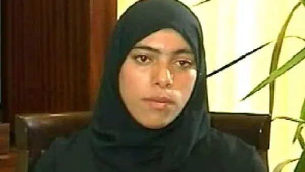 صورة وزعتها سانا لسيدة قالت انها زينب الحصني خلال مقابلة مع التلفزيون الرسمي