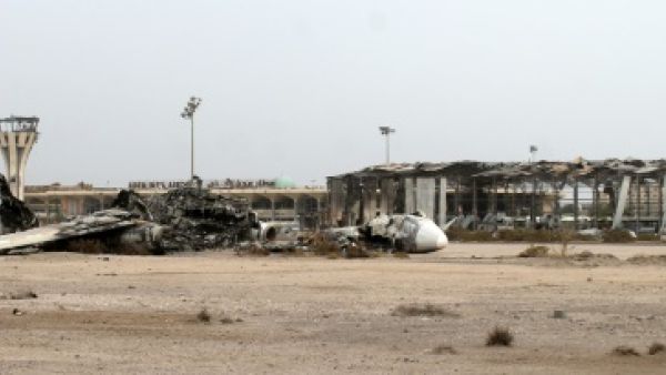 حريق جديد في مصفاة عدن يؤدي الى اجلاء السكان من المنطقة