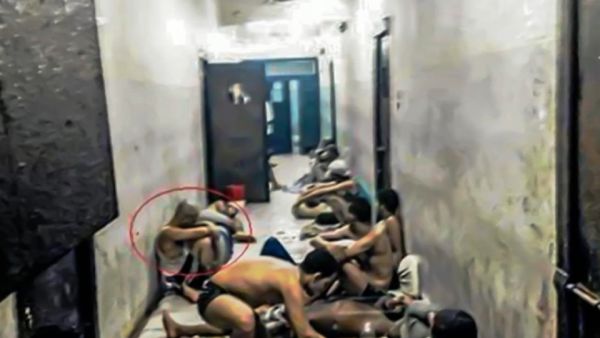 صورة مسربة تؤكد وجود الفلسطينيين المختطفين في سجن بمصر
