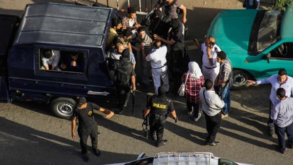 اعتقالات عشوائية من قبل النظام - الأناضول