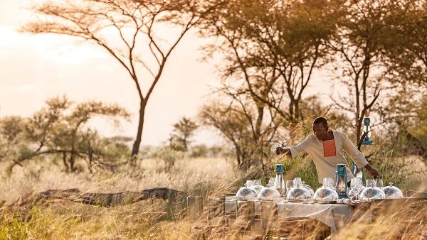 Four Seasons joins its clients around the world in recognising the importance of meetings, business events, and incentive travel Four Seasons joins its clients around the world in recognising the importance of meetings, business events, and incentive travel