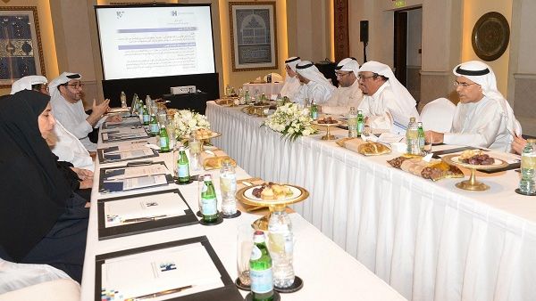 تخلل الاجتماع الاطلاع على ثلاث اتفاقيات تعاون بين الجامعة وثلاث جهات حكومية. تخلل الاجتماع الاطلاع على ثلاث اتفاقيات تعاون بين الجامعة وثلاث جهات حكومية.