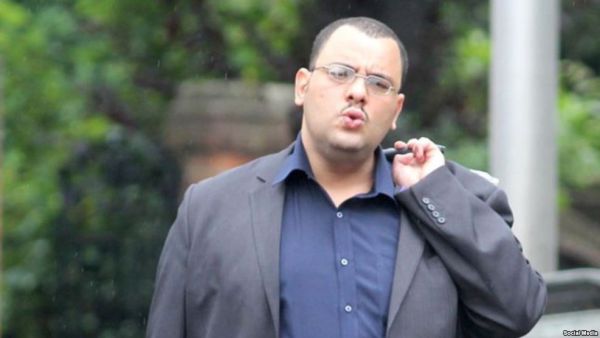 الجزائر: وفاة مدون معروف بانتقاده للسلطات في السجن إثر إضرابه عن الطعام
