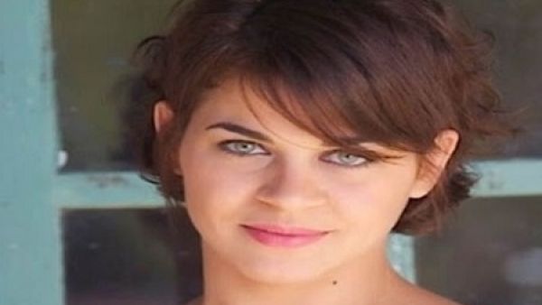منى هلا تفتح النار على سعد لمجرد