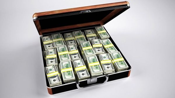 More millionaires in the UAE. (Pixabay)