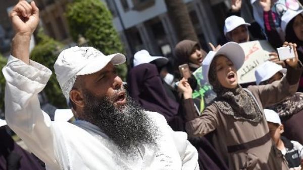  رفعوا شعارات منددة ب"الظلم" طيلة أكثر من عقد دون ايجاد مخرج لملفهم