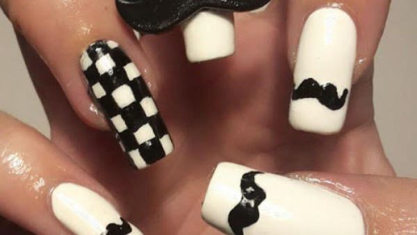 رسومات مناكير الشوارب مستوحاة من شهر موفمبر 