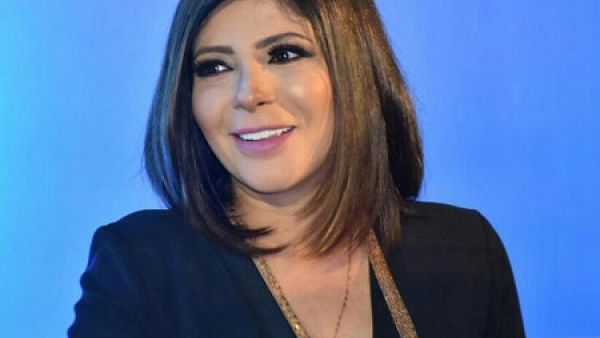 منى زكي