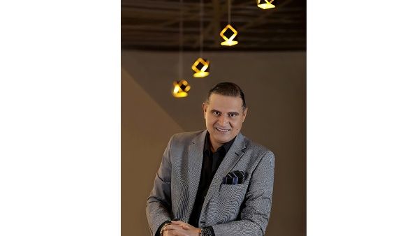 مراد مصطفى الصباح, مديراً عاماً الفندق