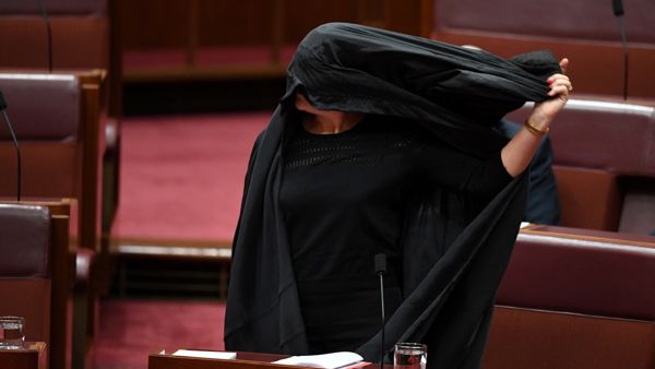 تشلح النقاب