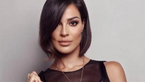  نادين نسيب نجيم 
