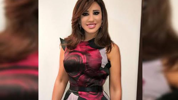 الفنانة نجوى كرم
