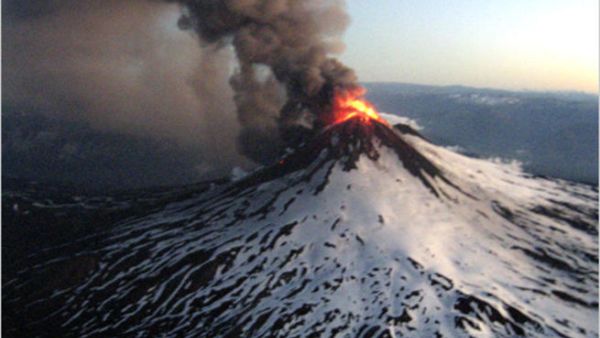 سحابة الرماد البركاني ستصل إلى المملكة العربية السعودية والأردن في وقت قريب