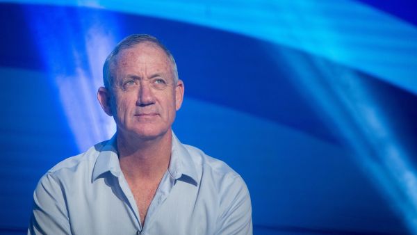 بيني جانتس أقوى منافسي رئيس الوزراء الإسرائيلي بنيامين نتنياهو في الانتخابات