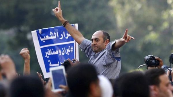 حبس نشطاء لاتهامهم بالترويج لشائعات حول السيادة المصرية على جزيرتي تيران وصنافير