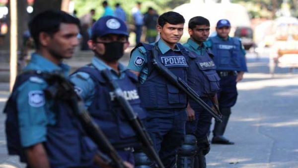 عناصر من الأمن في بنجلادش