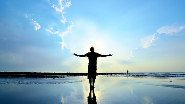 مخاوف من انتشار وتنامي “ظاهرة الإلحاد” في أوساط الشباب بالسعودية