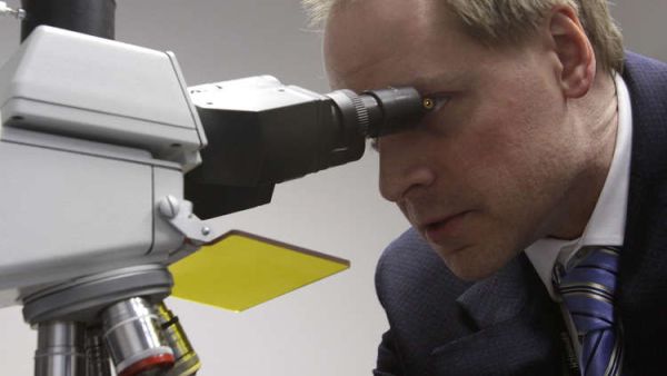 الخبراء الجورجيين مقيدون في الحركة في المركز الأمريكي في جورجيا