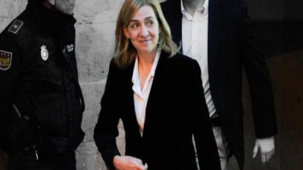 كريستينا دي بوربون شقيقة ملك اسبانيا فيليبي السادس