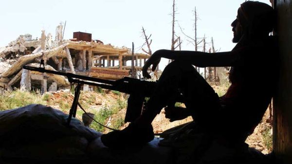 يسيطر مسلحو تنظيم الدولة “داعش” على مناطق في بادية دير الزور الشرقية