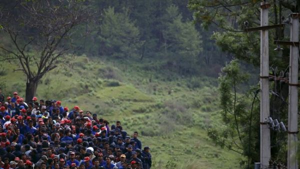  زلزال يضرب نيبال بلغت شدته 7,9 درجات 