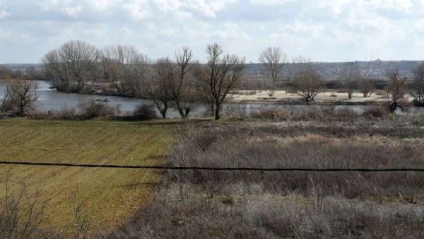 مقاطعة إفروس بالقرب من الحدود التركية