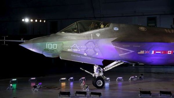 مقاتلة من طراز "إف-35 لايتنتغ 2"