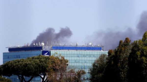 الحريق الذي تسبب في الإغلاق المفاجئ للمطار، لم يسجل إصابات بشرية
