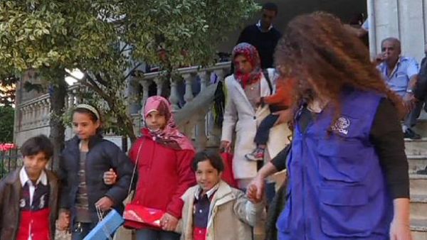 المسؤولون الأملان مازالوا يقومون بعمليات تنسيق لاستيعاب عدد اللاجئين