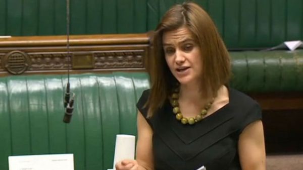 عضوة حزب العمال في البرلمان البريطاني جو كوكس