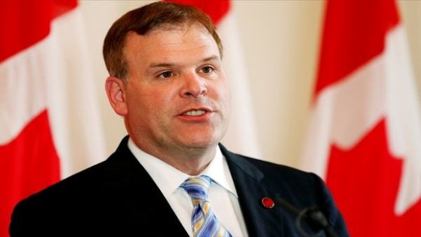 وزير الشؤون الخارجية الكندي، جون بيرد