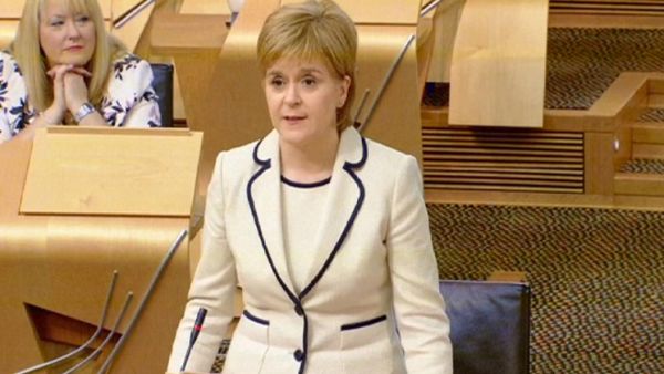 رئيسة وزراء اسكتلندا، نيكولا ستورجين