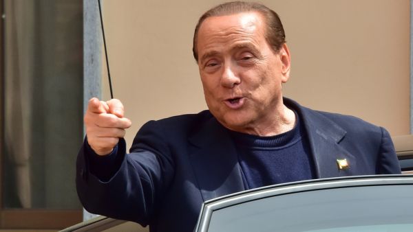 رئيس الوزراء الإيطالي السابق سيلفيو برلسكوني