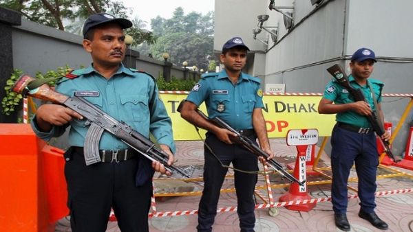 داعش يعلن مسؤوليته عن طعن طبيب حتى الموت 