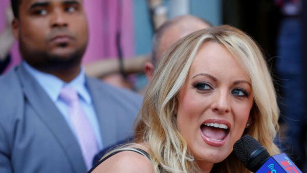 ممثلة الأفلام الإباحية ستيفاني كليفورد