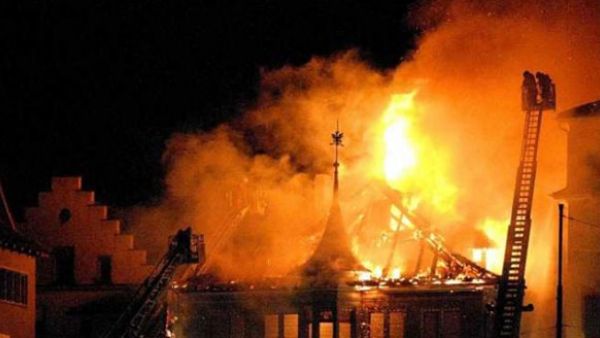 حريق في مبنى بإحدى ضواحي العاصمة ستوكهولم