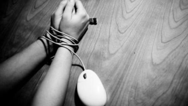 عثرت الشرطة على الرجل منتحرا في بيته