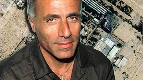 امضى فعنونو (55 سنة) 18 عاما فى السجن لإدانته "بالتجسس"