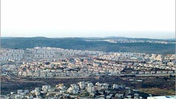 يشترط الفلسطينيون قبل استئناف المفاوضات المباشرة وقف الاستيطان