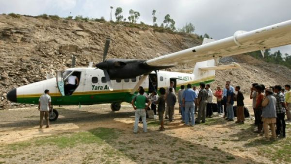 فقدان اثر طائرة في النيبال على متنها 21 شخصا