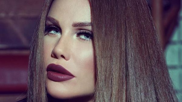 الفنانة اللبنانية نيكول سابا