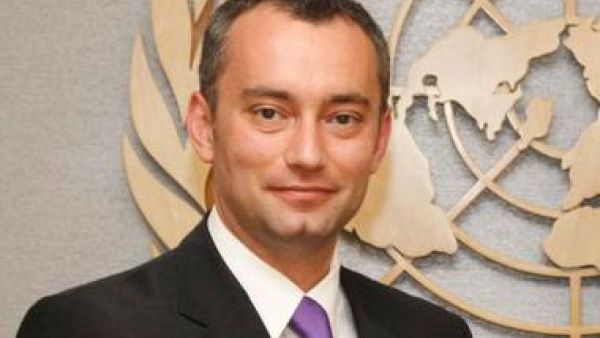 نيكولاي ملادينوف