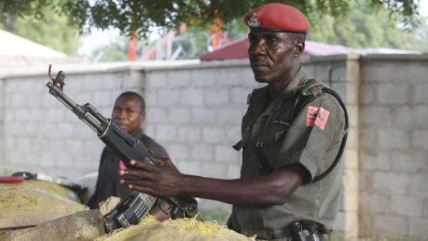 عدد سكان نيجيريا  193 مليون نسمة