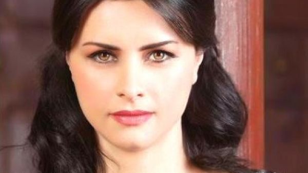 نور اللبنانية بطلة مسلسل (عائلة زيزو) 